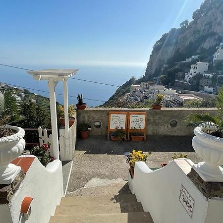 La Villa Di Enzo Casa Vacanze Con Vista Mare Amalfi Exterior foto